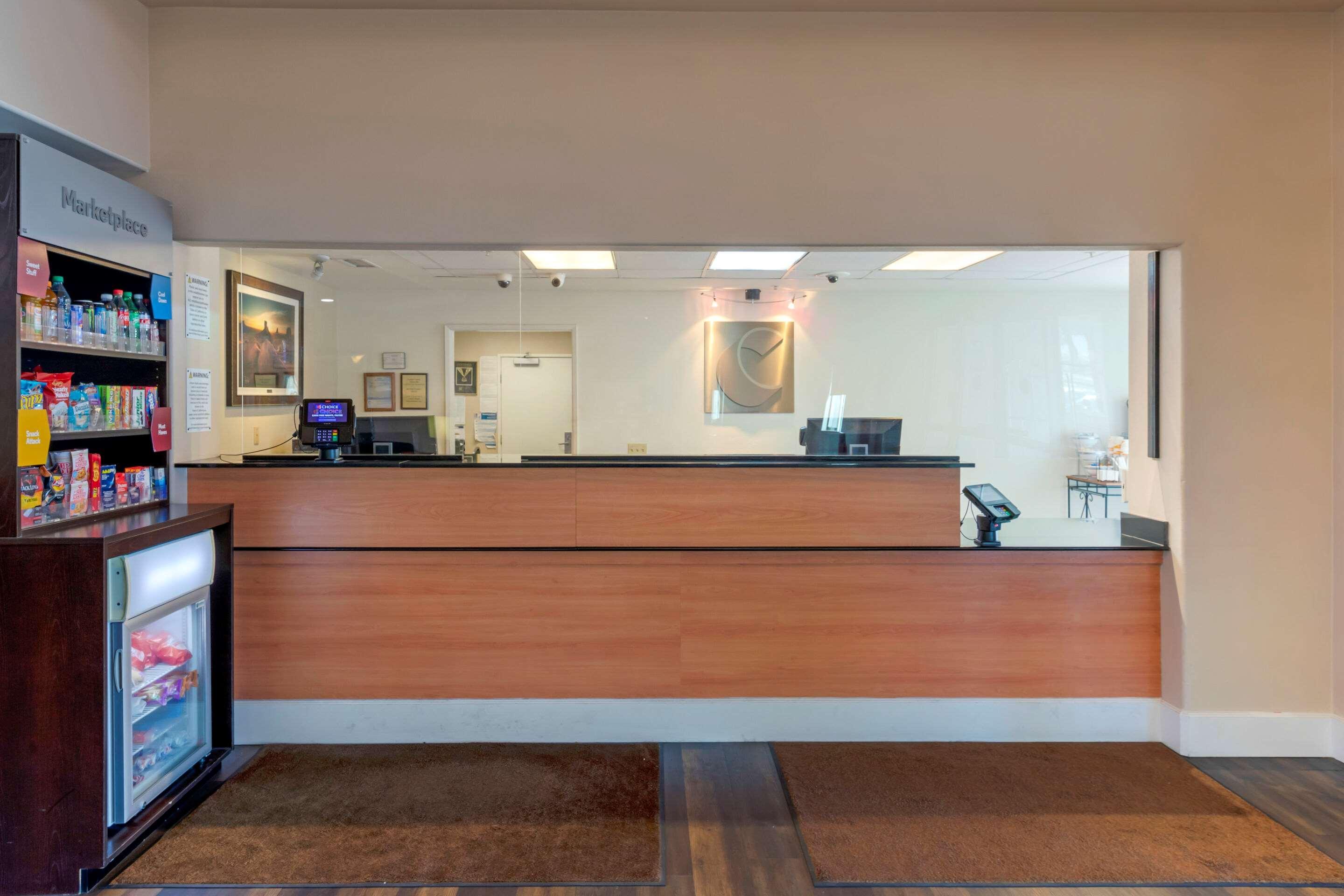Comfort Suites Victorville-Hesperia Exterior foto